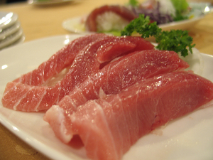 屏東東港的黑鮪魚是饕客引頸期盼的夏日鱻食（照片由農業易遊網提供）