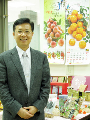 新北市農會供銷部主任楊棟樑是網路銷售平台「真情食品館」的幕後推手 